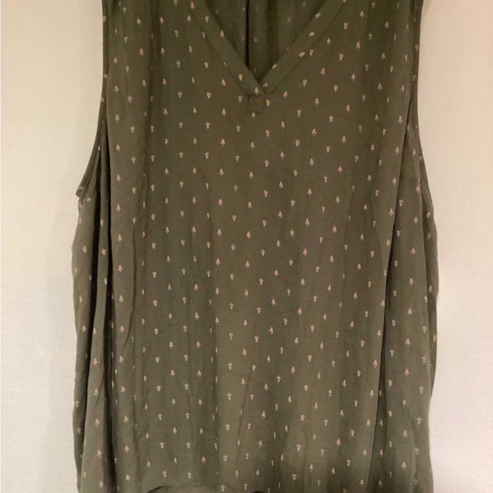 Women Size 4X Sonoma Sleeveless Flowy Summer Top Sleeveless NWT